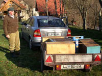 G.Merhar Franc iz Kočevja, ki si je čebele odpeljal na Mačkovec.